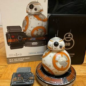 Sphero BB8 Star Wars app-enabled droid with force band black special edition tin